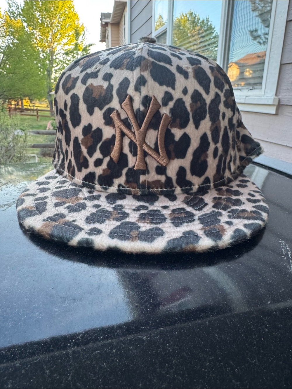 New Era Leopard Print NY Embroidered Fitted Hat - Brown & Black
